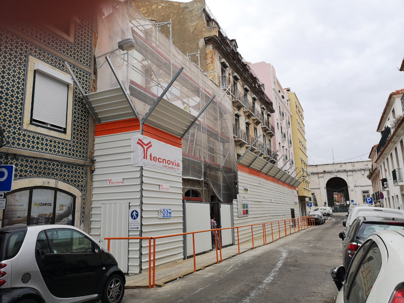 Tecnovia rehabilitates building on Rua do Desterro in Lisbon