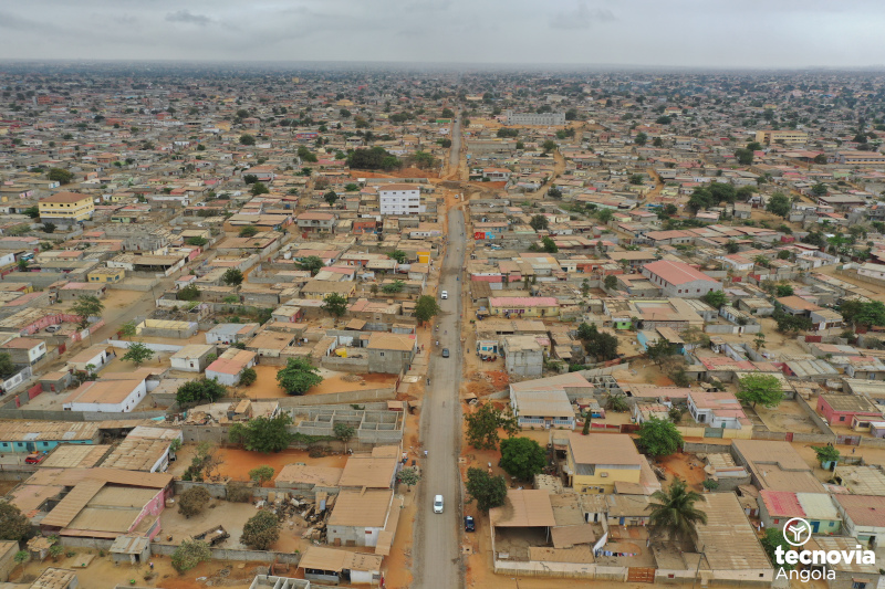 Infraestrutura viária para as vias secundárias e terciárias no município Kilamba Kiaxi em execução pela Tecnovia Angola