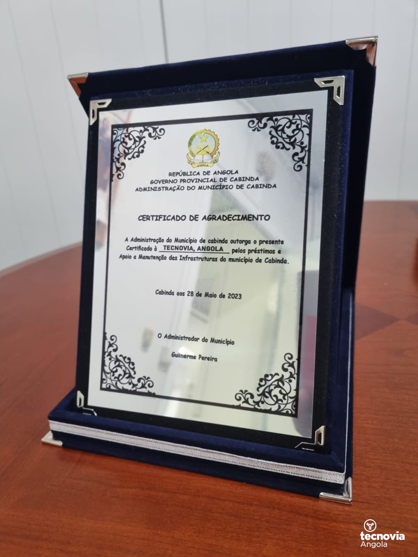 Cabinda reconhece Tecnovia Angola com Certificado de Agradecimento