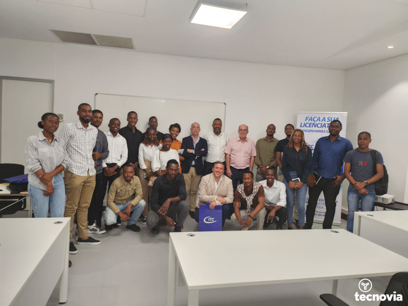 Tecnovia Reforça Parceria com o ISUTC em Maputo